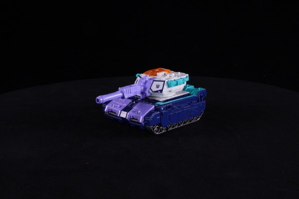 January Legends Series Official Photos   LG58 Clone Bots, LG59 Blitzwing, LG60 Overlord 027 (27 of 121)